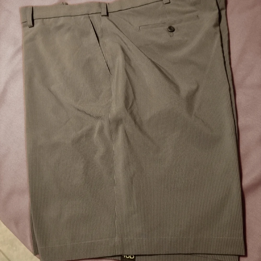 Short - Picture 1 of 5